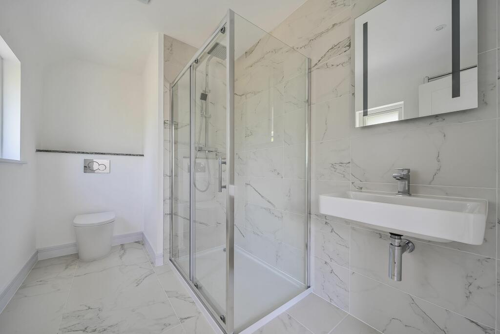 Bedroom Two En-Suite