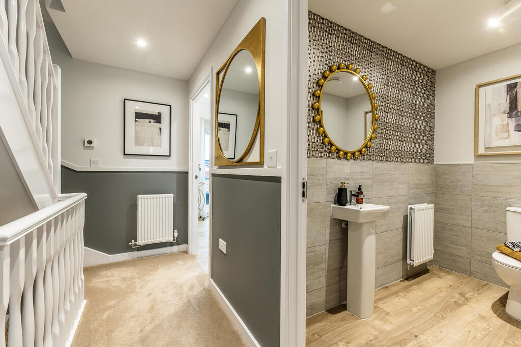 1 Chateau Mews 00...