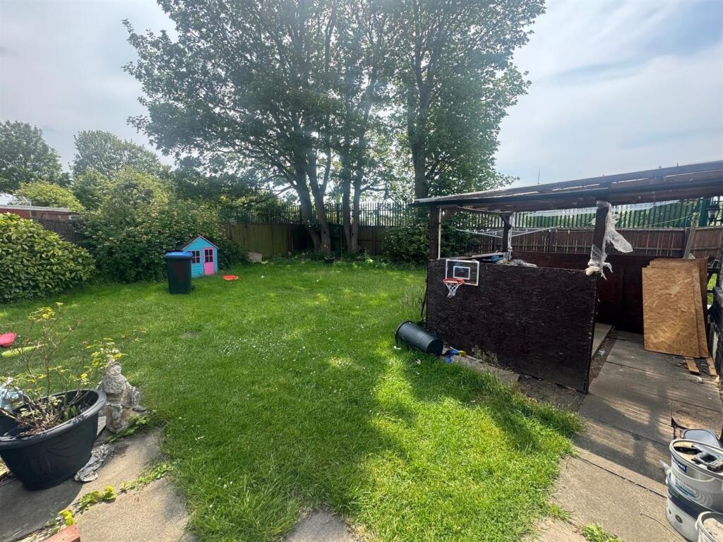 GARDEN.jpg