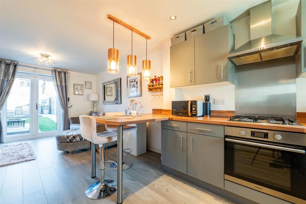 Lounge/Kitchen/Dining Room