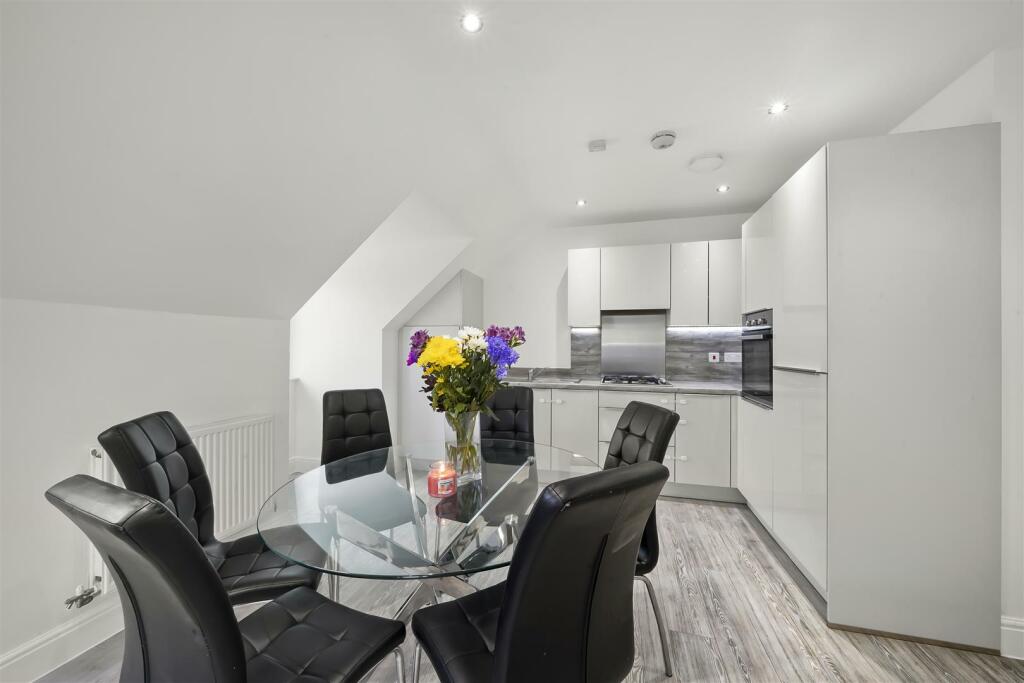 Flat 64, Maven Court - uWSxm6TBDYzG78x3fQaW.jpg