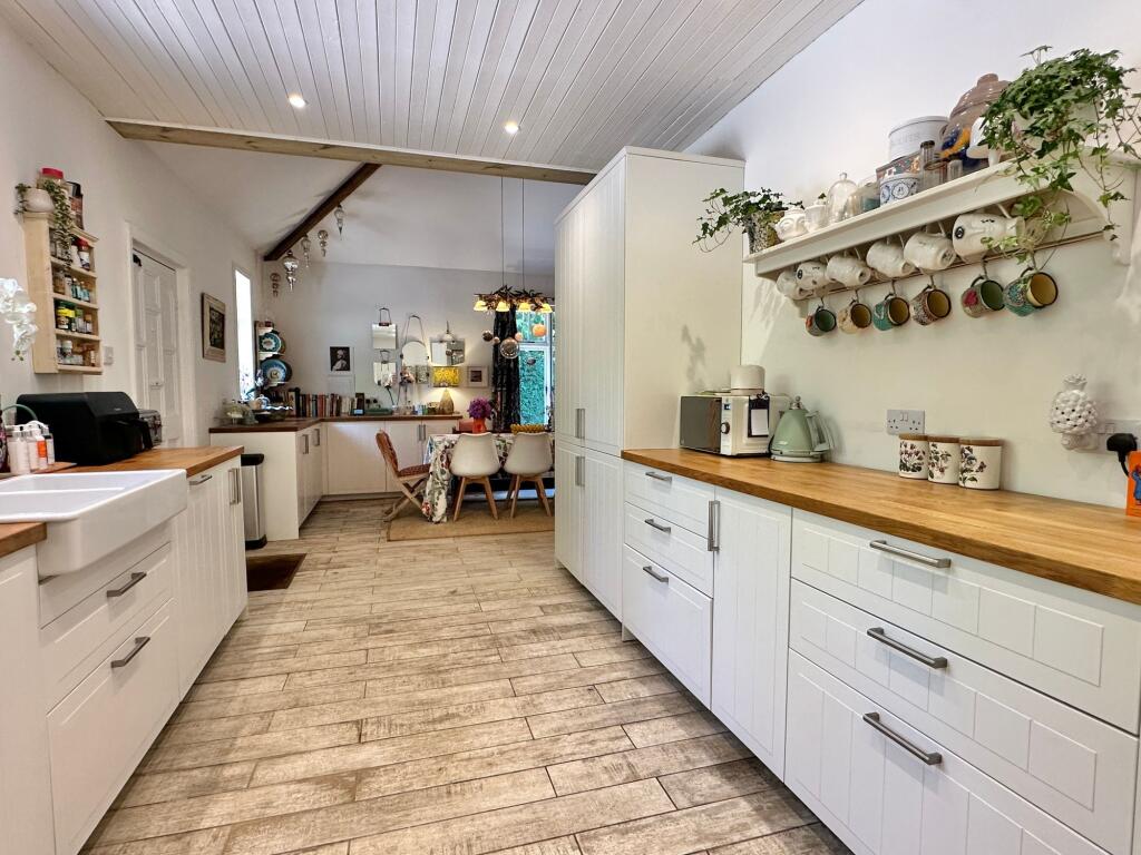 Family Dining Kitchen