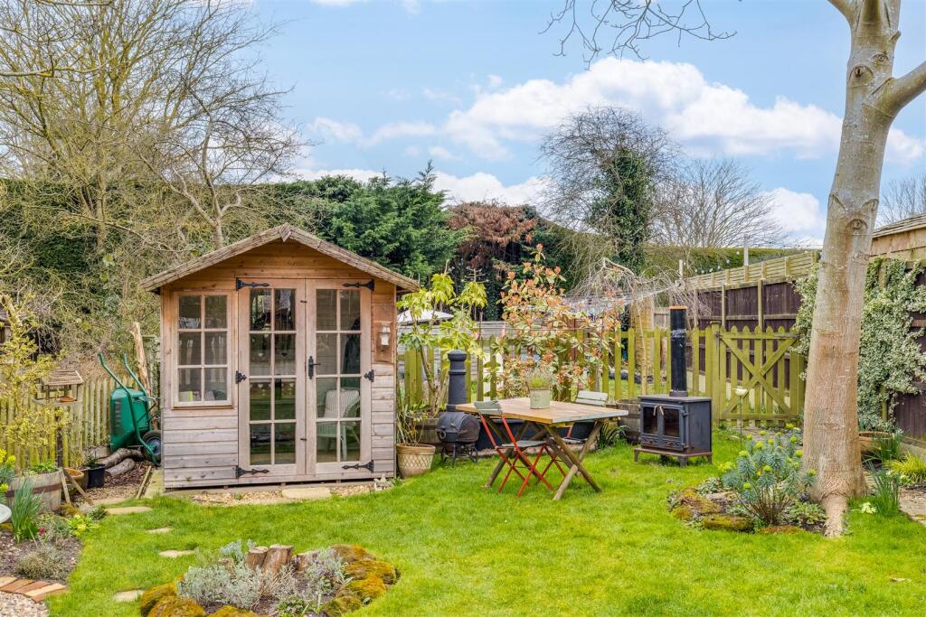 Thorncote Road 4-29.jpg