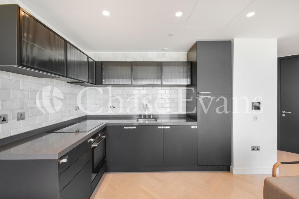 One Crown Place, The