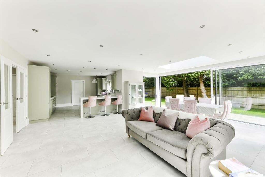 WOODBURY HOUSE- (15).jpg