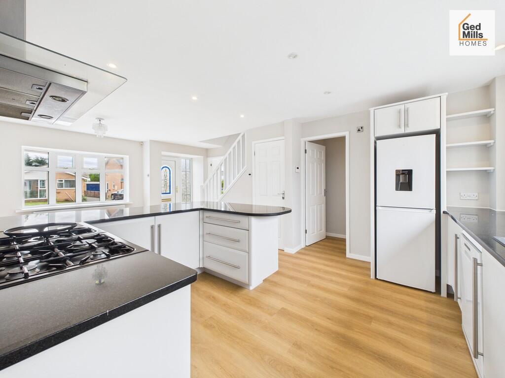 CAM04261G0-PR0094...