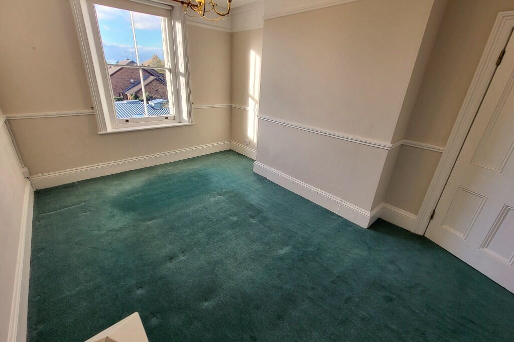 15' Double Bedroom 