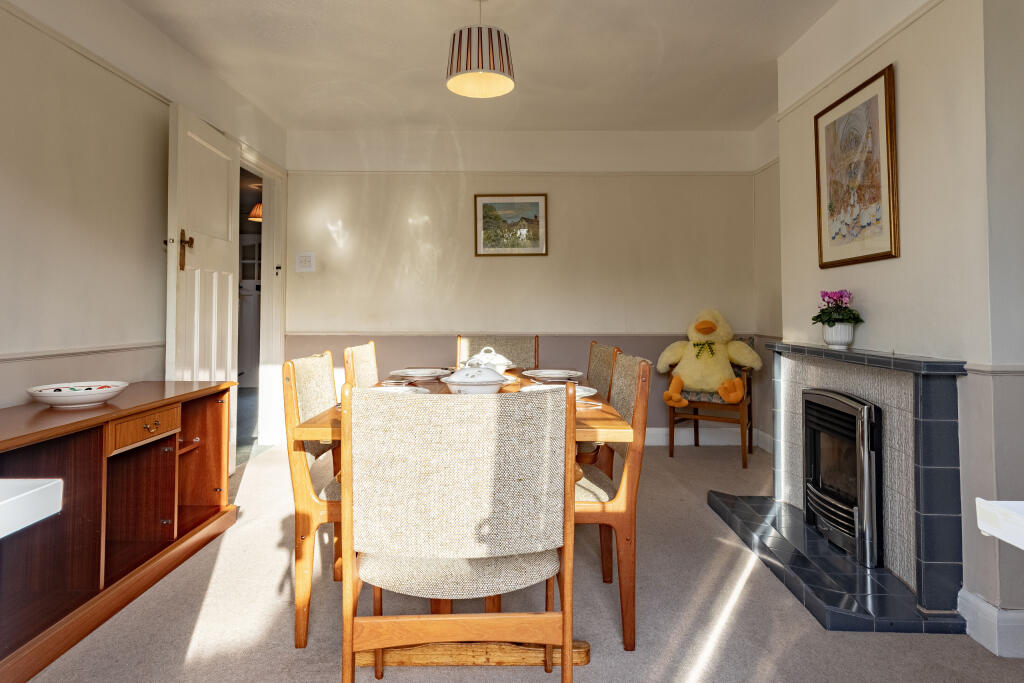 Dining Room (2)