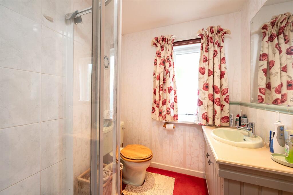 En Suite Shower Room