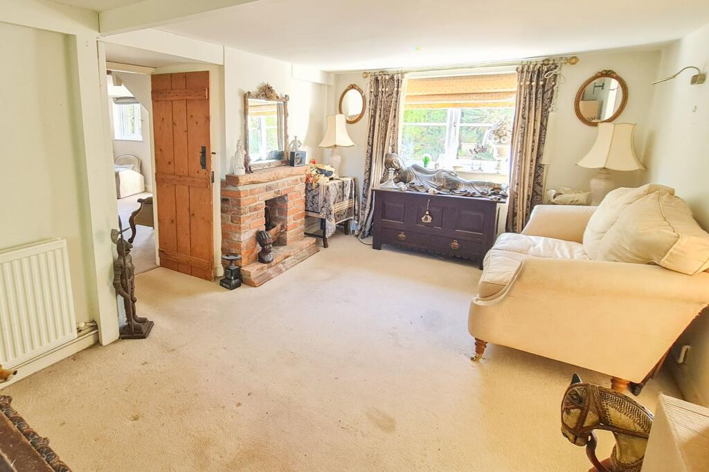 Pear Tree Cottage, Kirstead, Norfolk, NR15 1EA