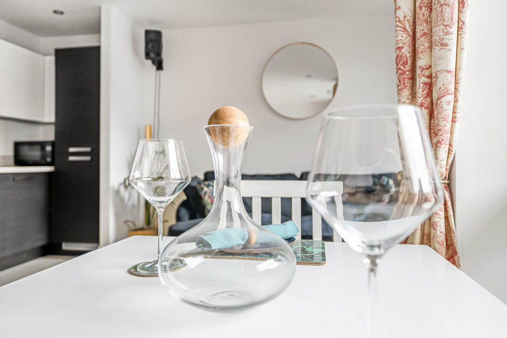 Reception/Kitchen