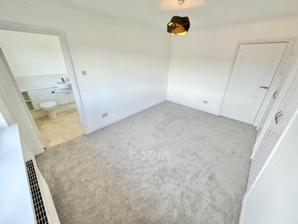 7F9E033C-1EB5-4B3F-A225-9E116F1A1FD7_1_105_c