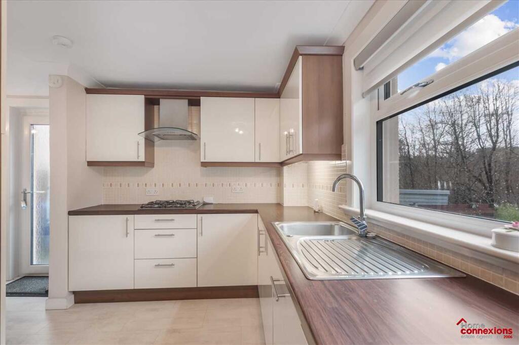 Breakfasting Kitchen