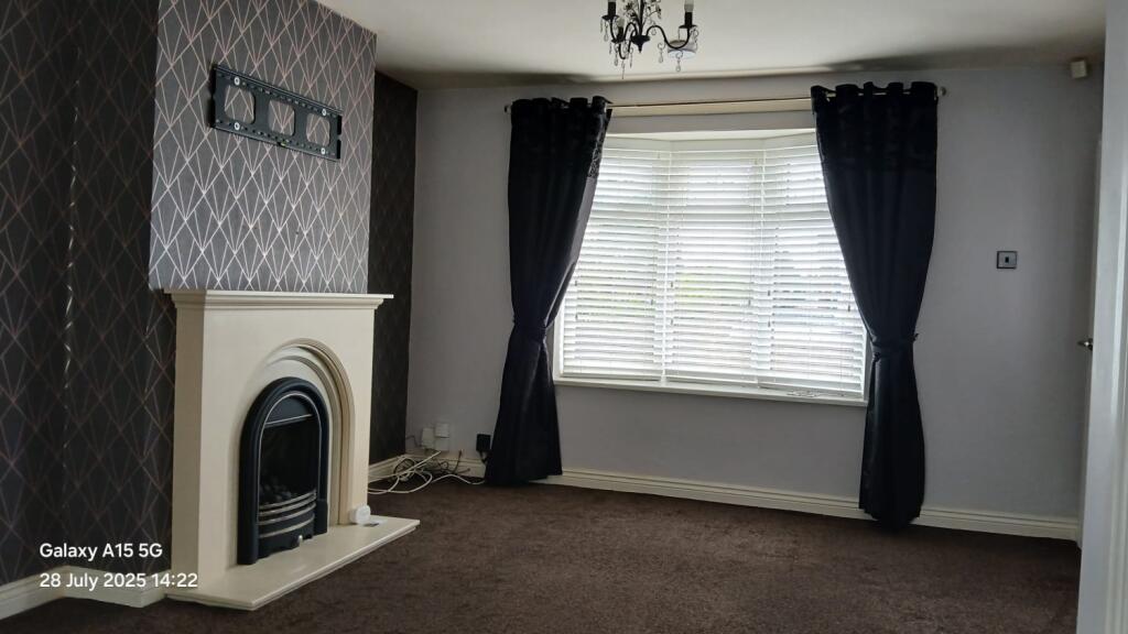 254 Owton Manor Lane 28.07 (14)