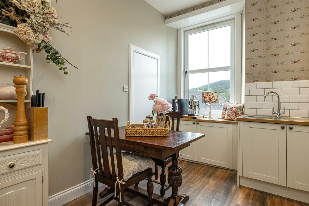 5 Buccleuch Road Selkirk 17.JPG