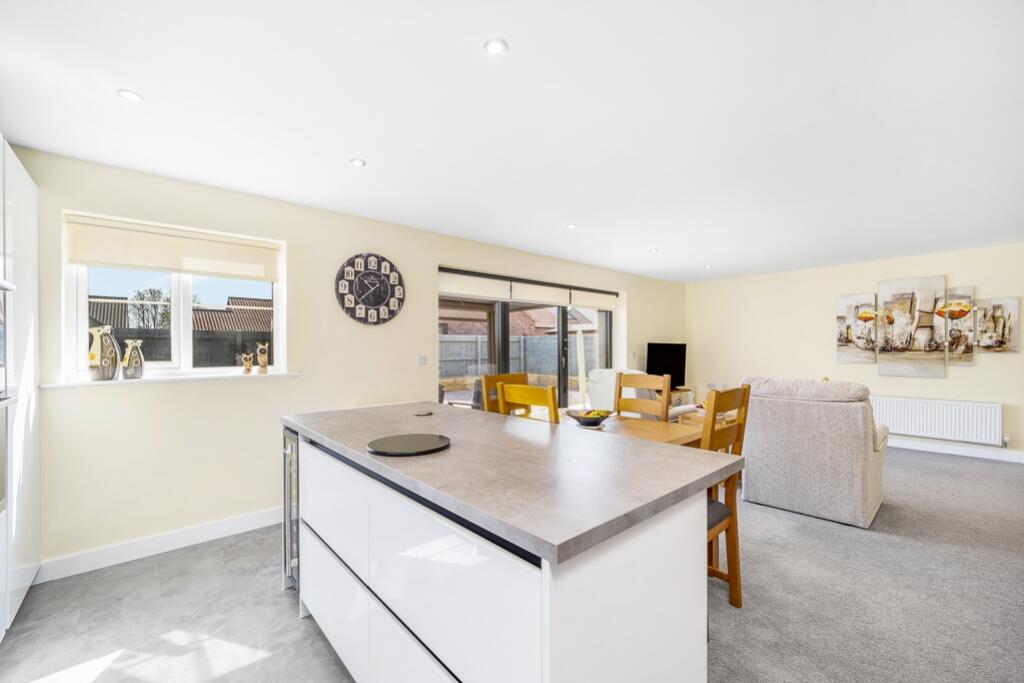6 Spinney Close (Holbeach)-30