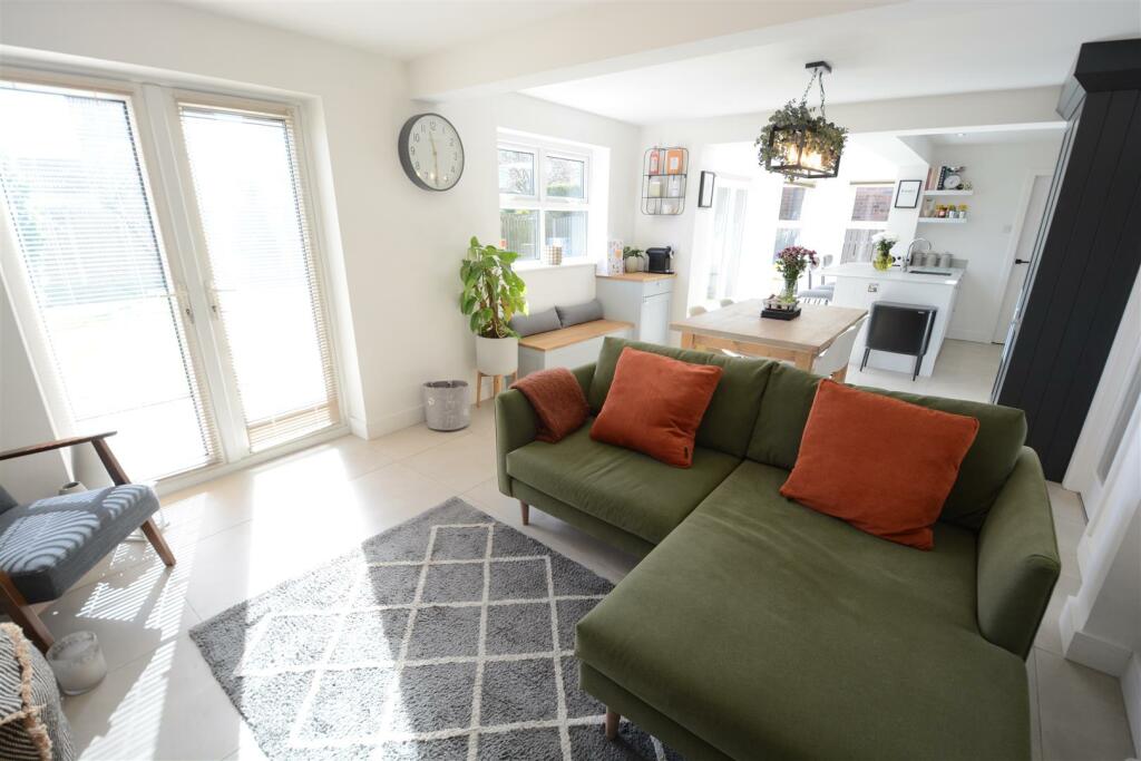 Kitchen/Family Room