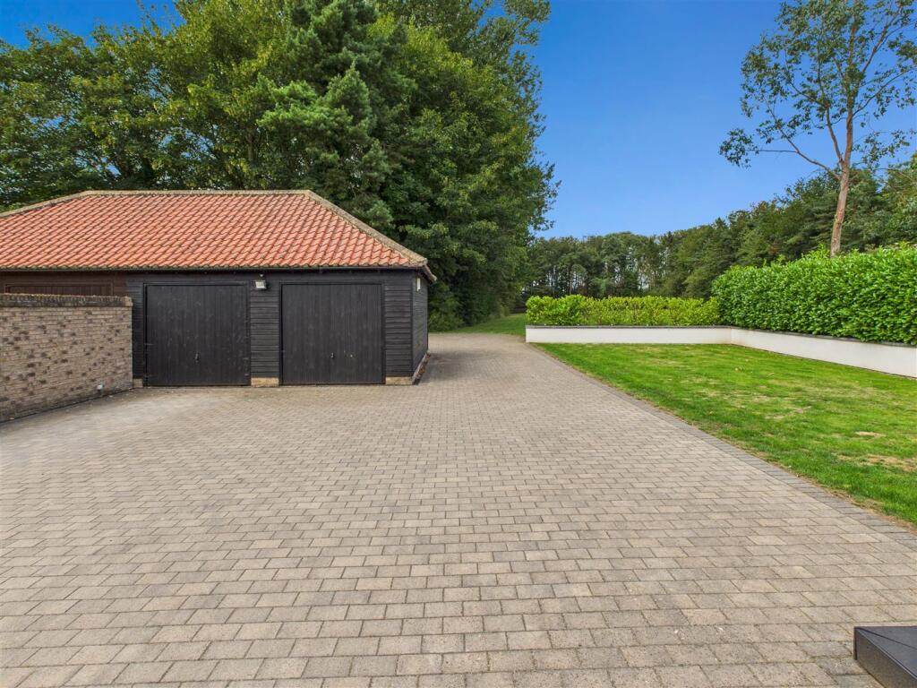 Double Garaging
