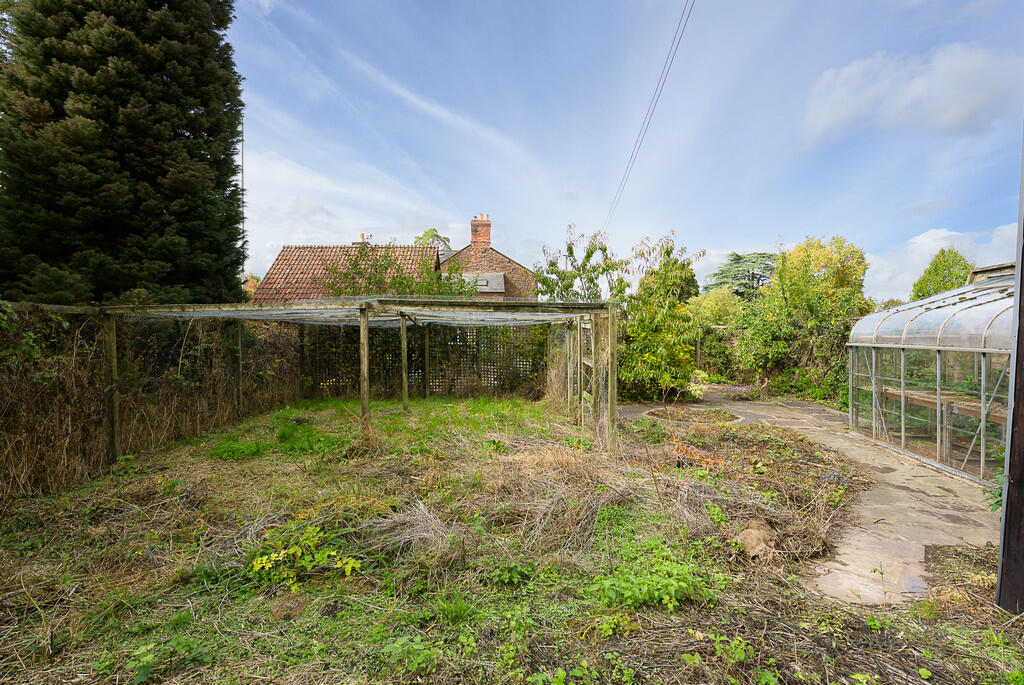 lower weston hous...