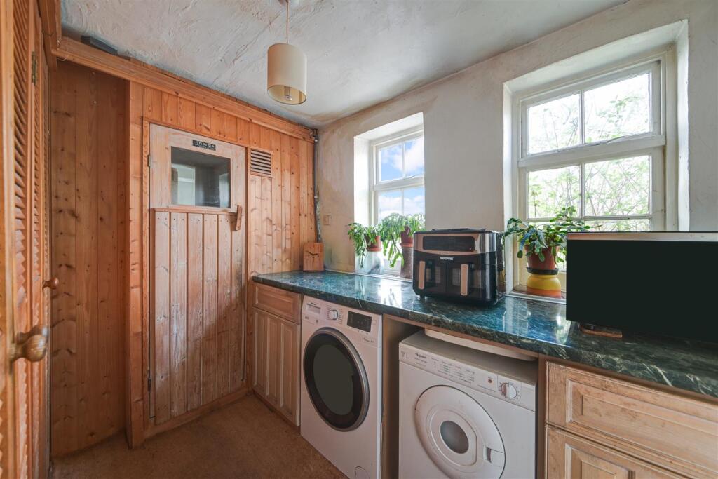 SADDLECOMBE COTTAGE  (9).jpg