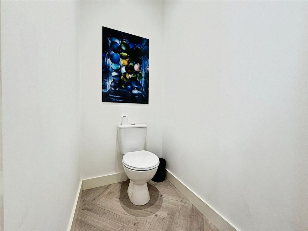 8b62a53a-D-4A70-9109-5036B6312079-9917-00000660D4C