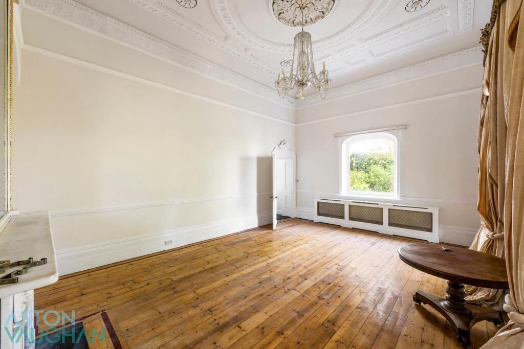 Sussex Square -007.JPG