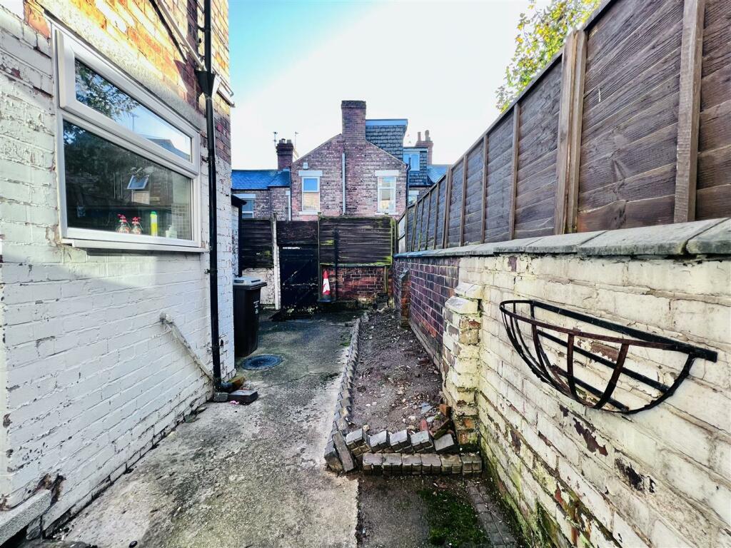 Outdoor Yard