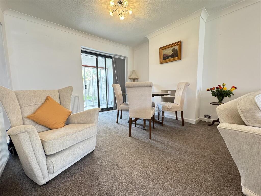 IMG_4106 (Large).JPG