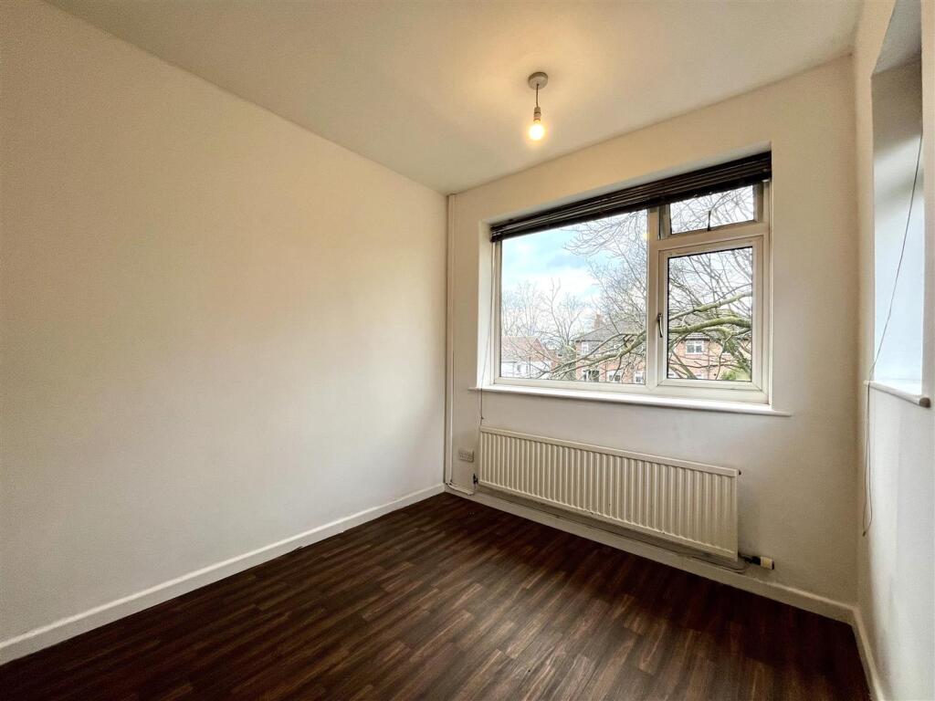Bedroom 2 Aspect 2