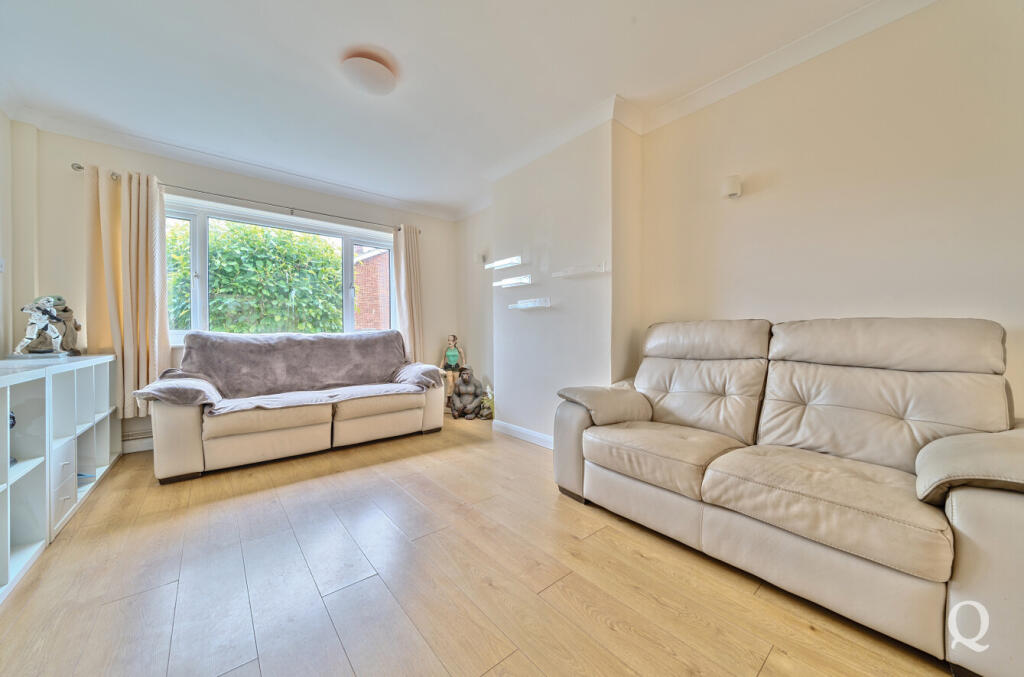 22a8ddb2-1d15-47a...