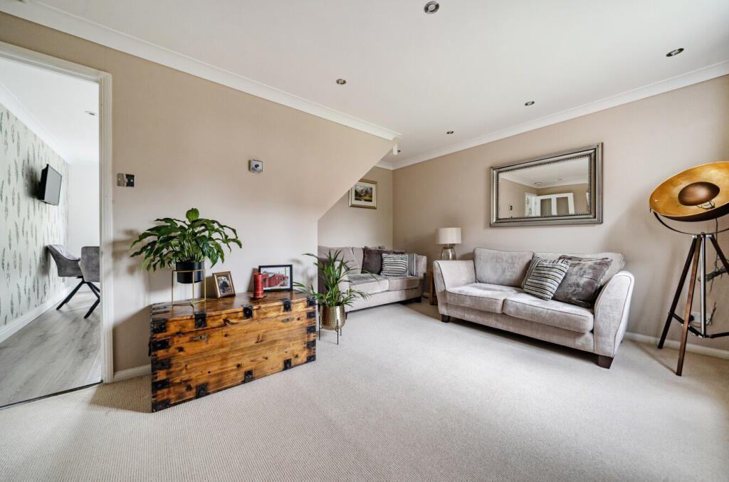 1365886-1-68ed13b...