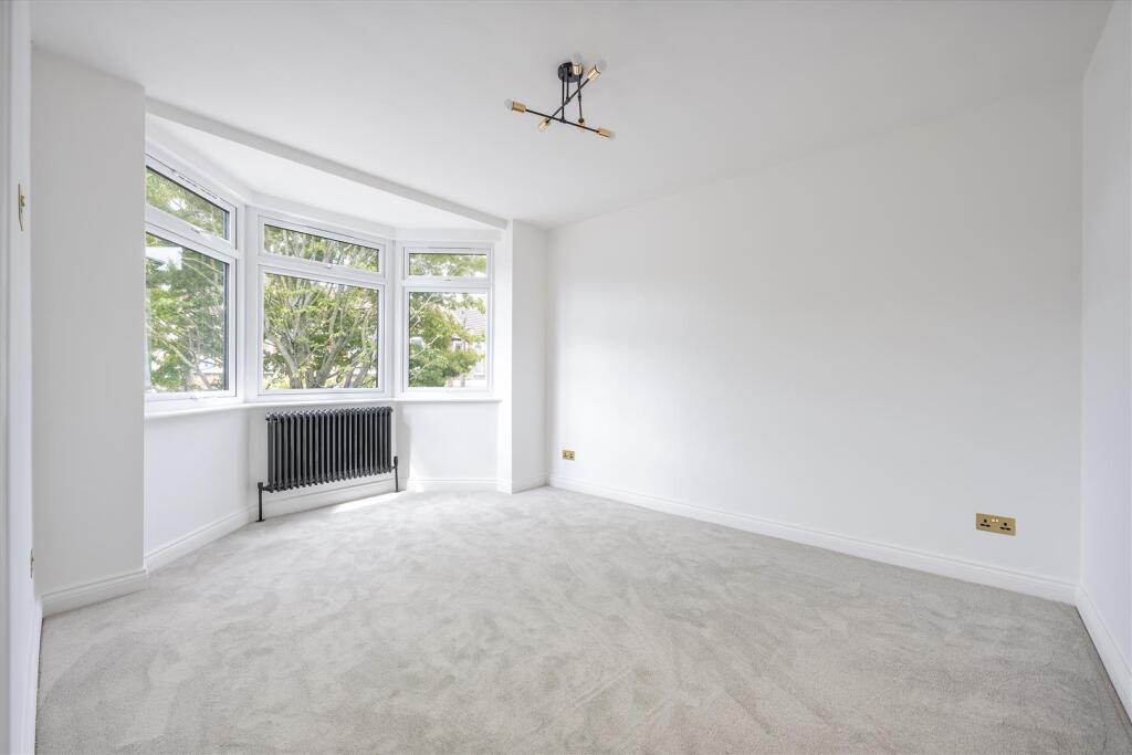 Capworth Street E10