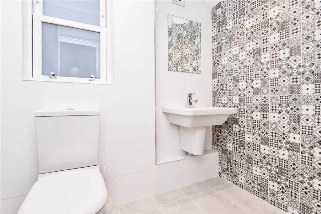 En Suite Shower room