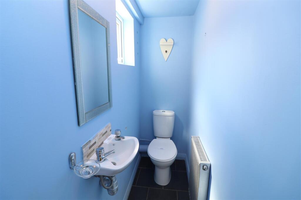 Ground Floor Cloakroom / WC