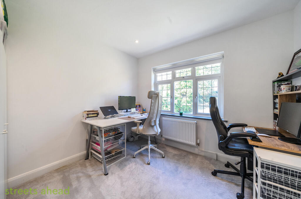 57eb4307-e731-4e7...