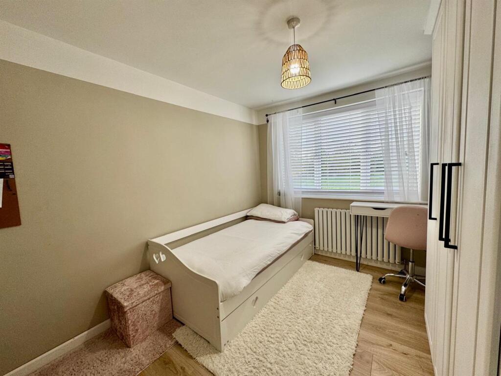 WhatsApp Image 2025-10-28 at 15.30.04 (2).jpeg