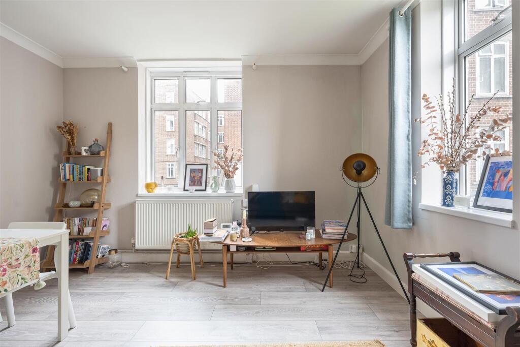 Shacklewell House, E8