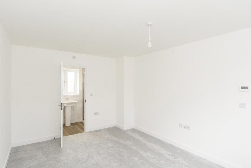 Bedroom One (Photo Two)