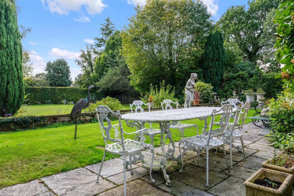 FAR END (EXTERNALS)- (9).jpg