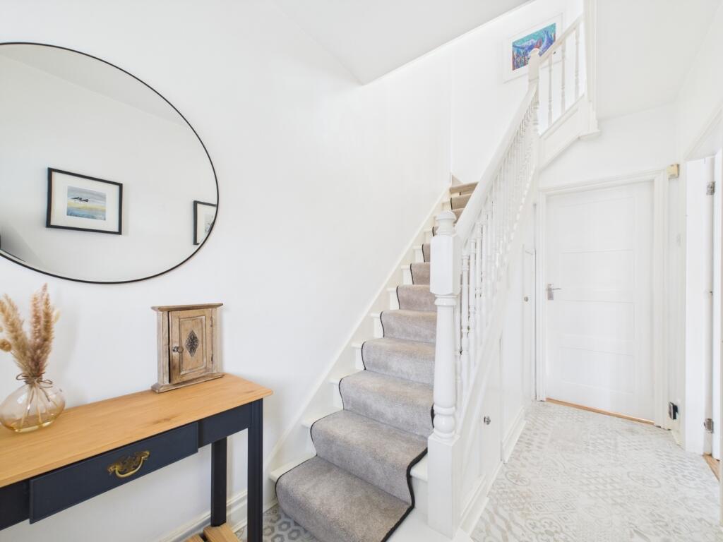 CAM02195G0-PR0067-STILL003