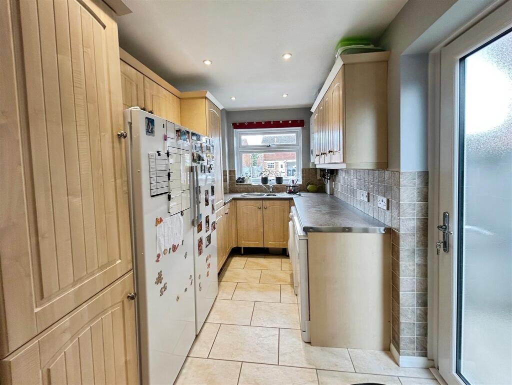 af3bf4ef-E3-4809-83C3-53E8A833FB45-836-0000001E737