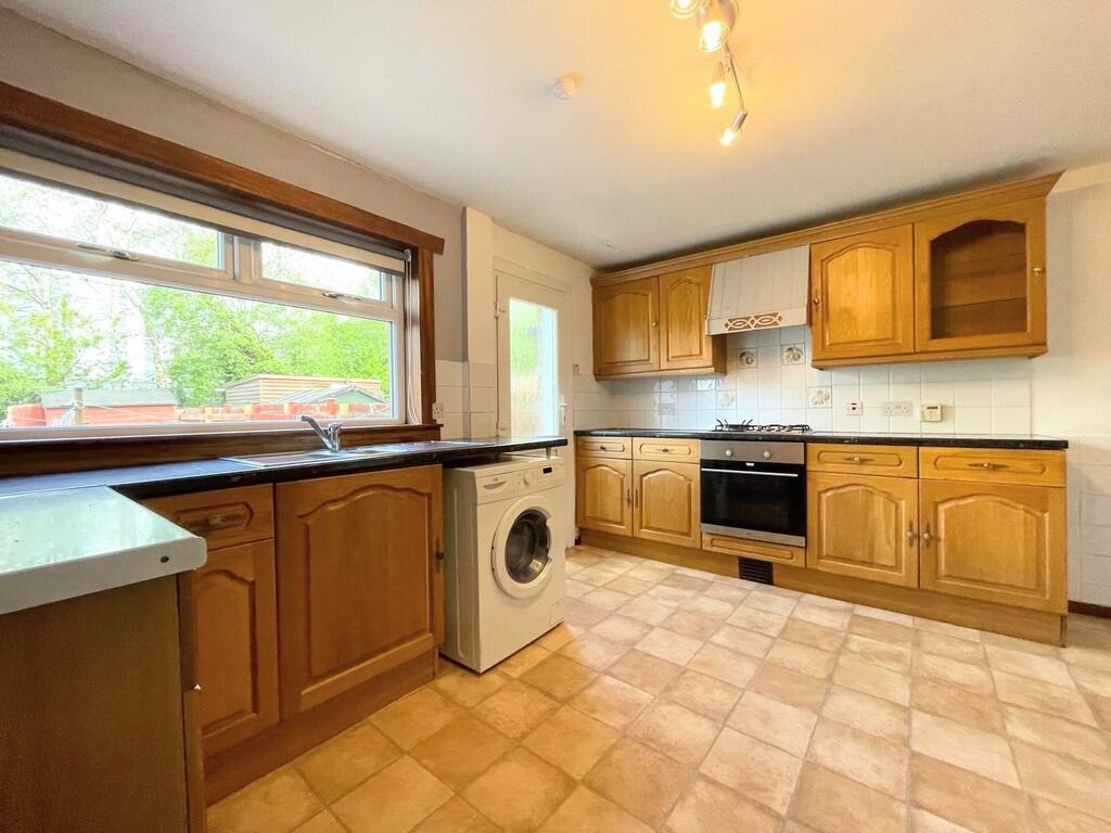 IMG-20250422-WA00...