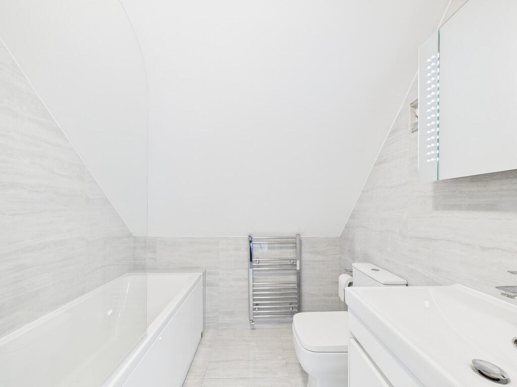 CAM03519G0-PR0383...