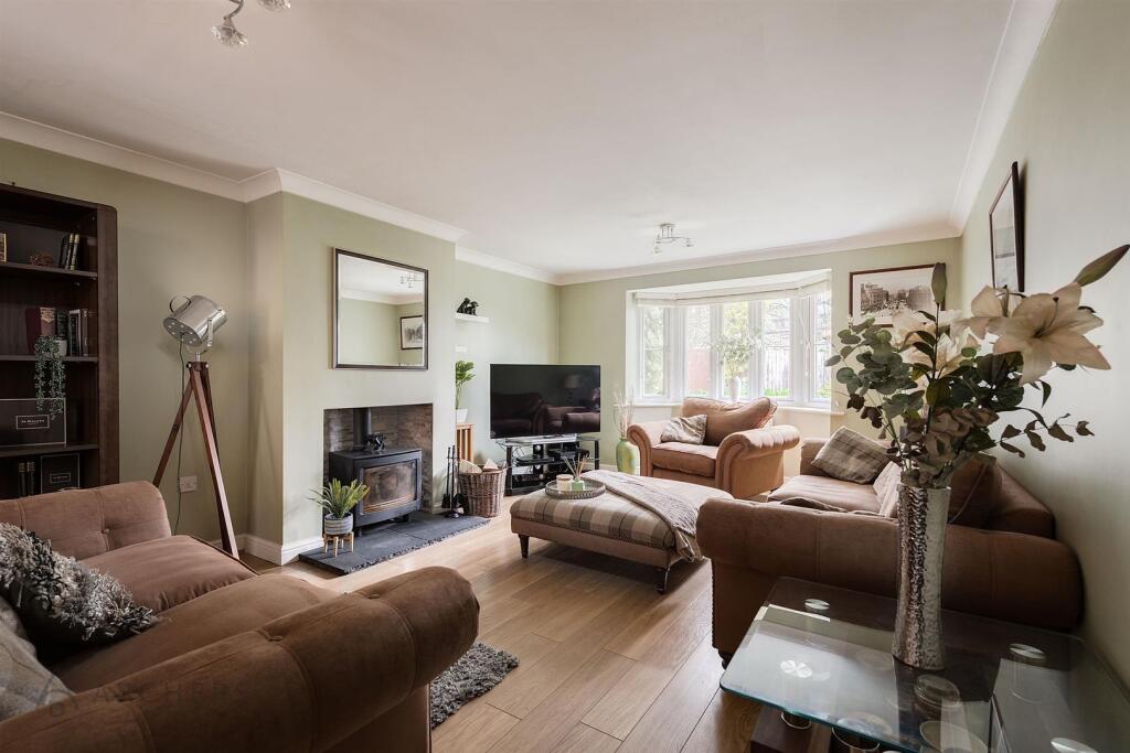17WestwoodAvenue(Interior)(17of50).jpg