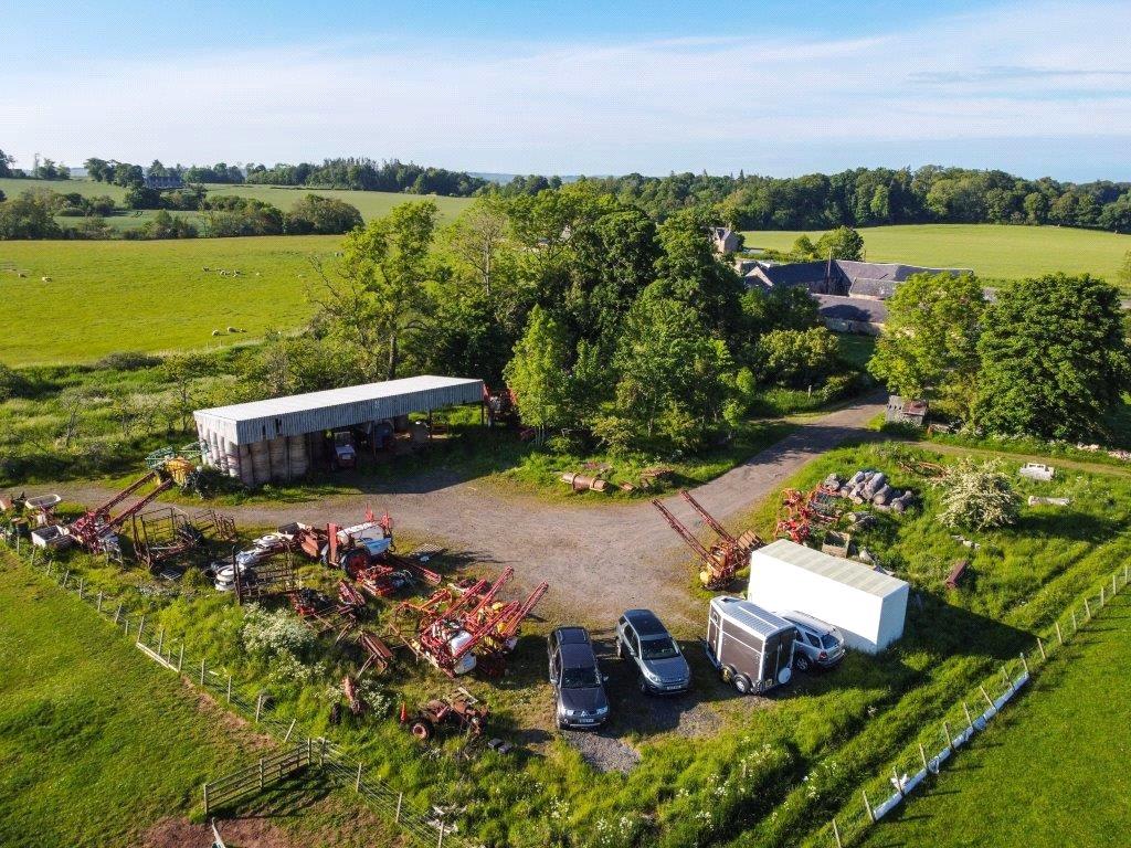 Lot 1 Yard &amp; Shed