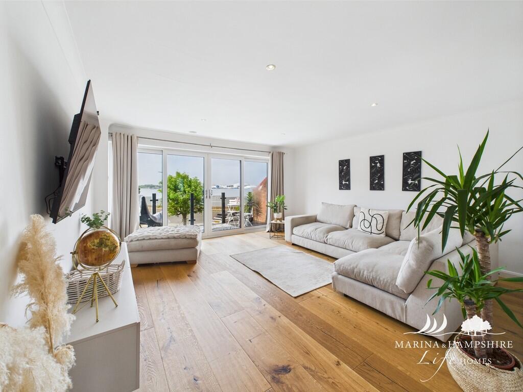 CAM03691G0-PR0049...