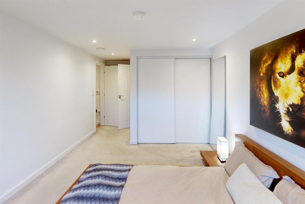 bedroom.jpg