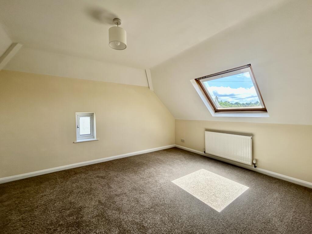 First Floor Main Bedroom