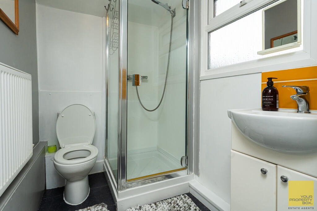 5 Happy Land North0025