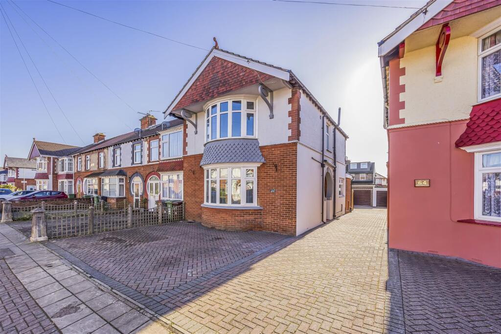 66 Hawthorn Crescent, Cosham-PorticoMarketing-Nexa